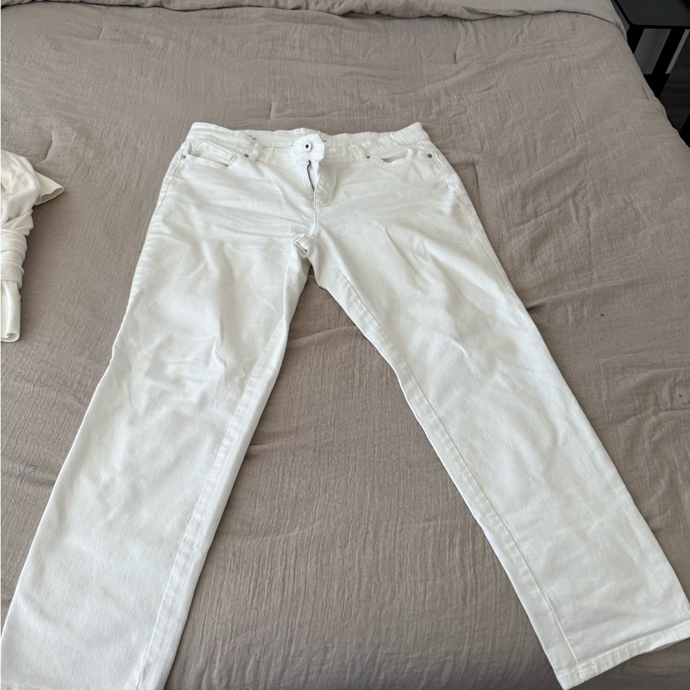 Liz Claiborne White Straight Leg Jeans